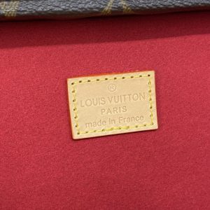 Replica Louis Vuitton Coffret Trésor 24 Red 8 Replica Louis Vuitton Coffret Trésor 24 Red - ultra-realistic fake designer tote
