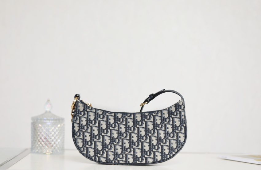 Replica Dior Lounge Bag - authentic-look luxury purse replica