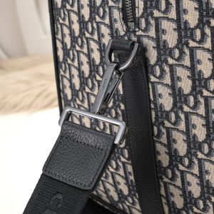 Replica Dior Jacquard Lingot 50 9 Replica Dior Jacquard Lingot 50 - ultra-realistic fake designer tote