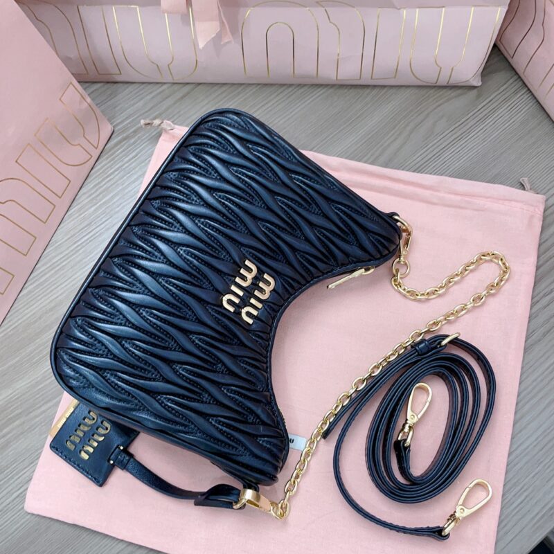 Replica Miu Miu Matelassé Black 5 Replica Miu Miu Matelassé Black - best-selling designer handbag dupe
