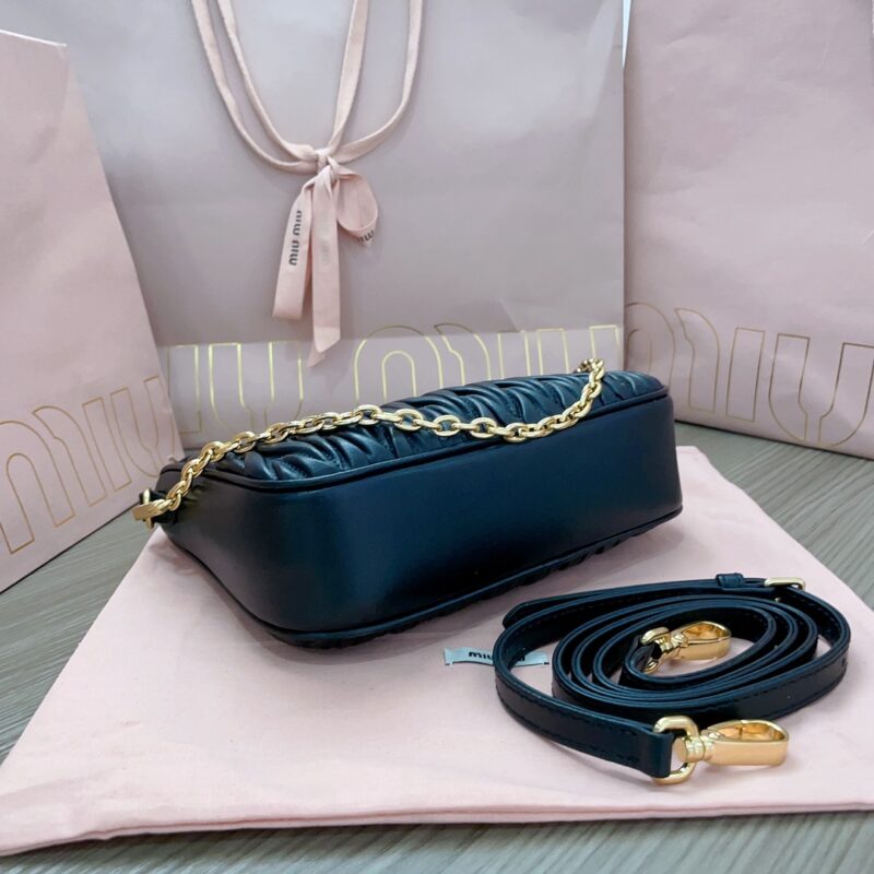 Replica Miu Miu Matelassé Black 9 Replica Miu Miu Matelassé Black - high-end fake designer purse