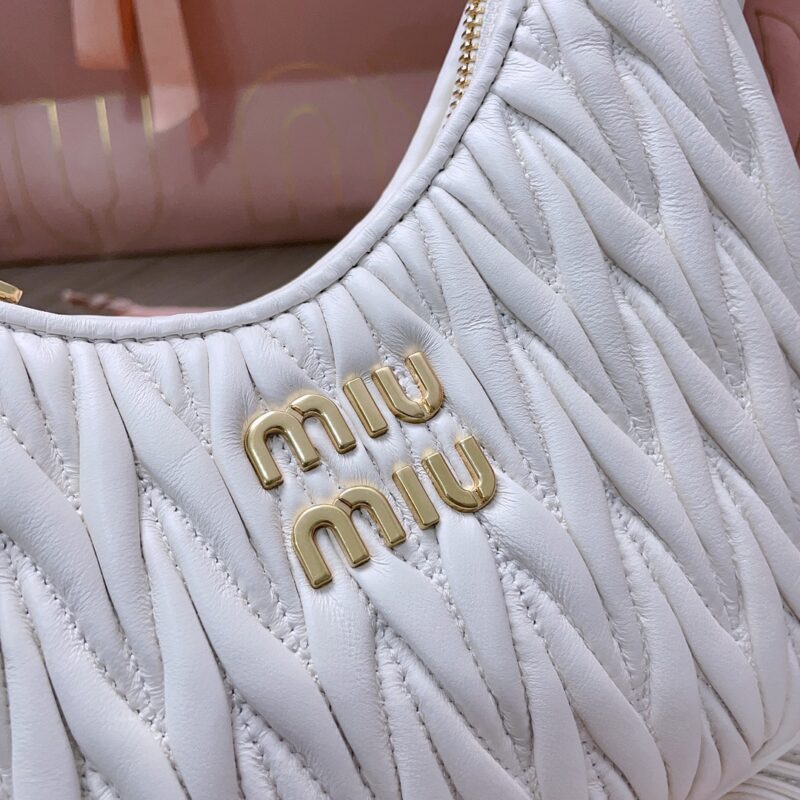 Replica Miu Miu Matelassé White 3 Replica Miu Miu Matelassé White - near-authentic luxury replica handbag