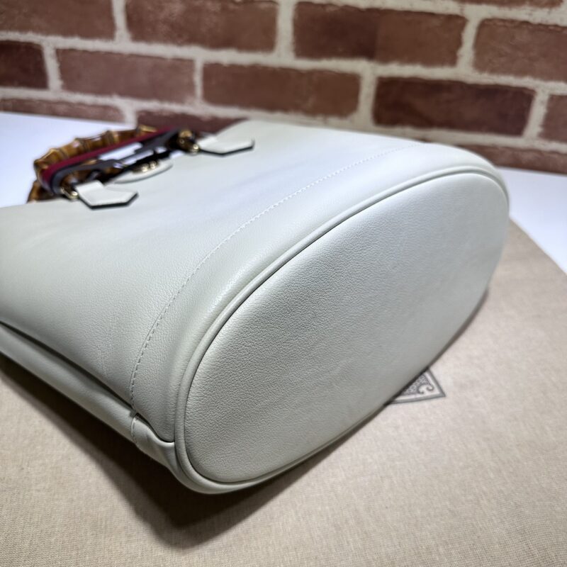 Replica Gucci Diana Medium Tote Bag White 5 Replica Gucci Diana Medium Tote Bag White - premium 1:1 fake handbag model