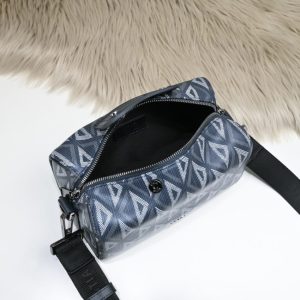Replica Dior Lingot 22 Diamond Blue 5 Replica Dior Lingot 22 Diamond Blue - 1:1 designer replica handbag