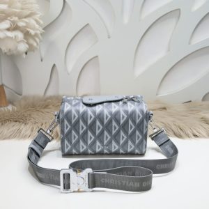 Replica Dior Lingot 22 Diamond Grey 1 Replica Dior Lingot 22 Diamond Grey - authentic-look luxury purse replica