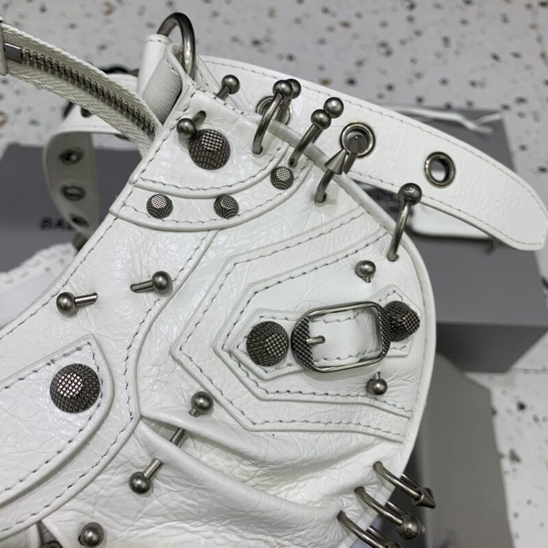 Replica Balenciaga Le Cagole White 2 Replica Balenciaga Le Cagole White - high-quality designer bag clone