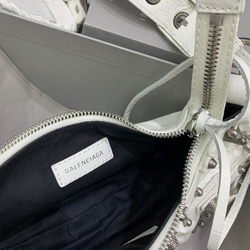 Replica Balenciaga Le Cagole White 5 Replica Balenciaga Le Cagole White - high-accuracy replica luxury purse