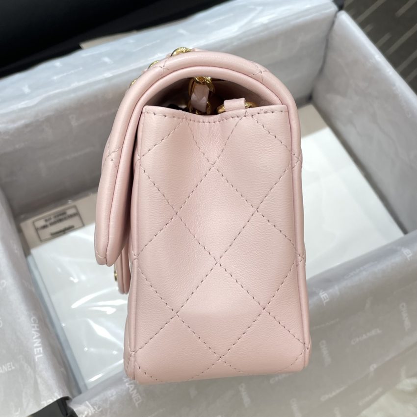 Replica CHANEL Classic Flap 20cm Pink 3 Replica CHANEL Classic Flap 20cm Pink - top-rated replica designer bag