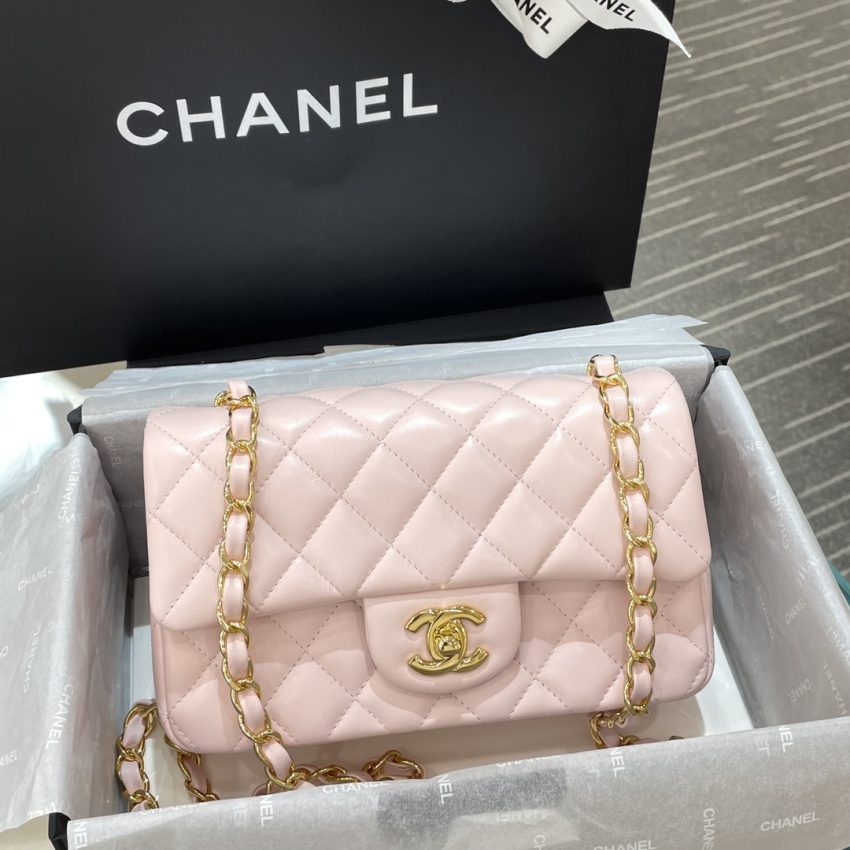Replica CHANEL Classic Flap 20cm Pink 5 Replica CHANEL Classic Flap 20cm Pink - high-accuracy replica luxury purse