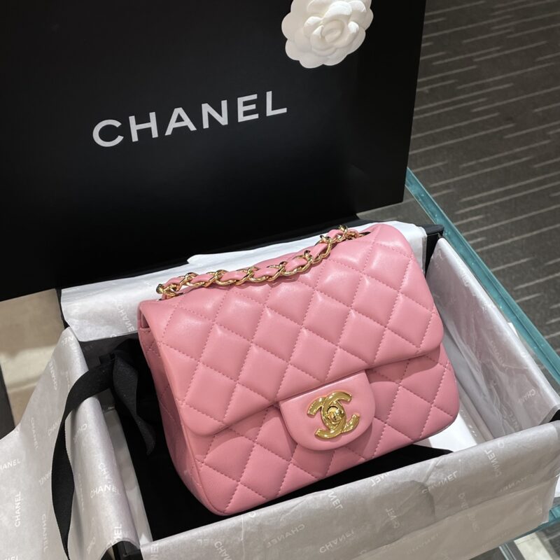 Replica CHANEL Classic Flap 17cm Pink 1 Replica CHANEL Classic Flap 17cm Pink - premium 1:1 fake handbag model
