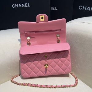 Replica CHANEL Classic Flap 23cm Pink 2 Replica CHANEL Classic Flap 23cm Pink - realistic designer-inspired fake bag