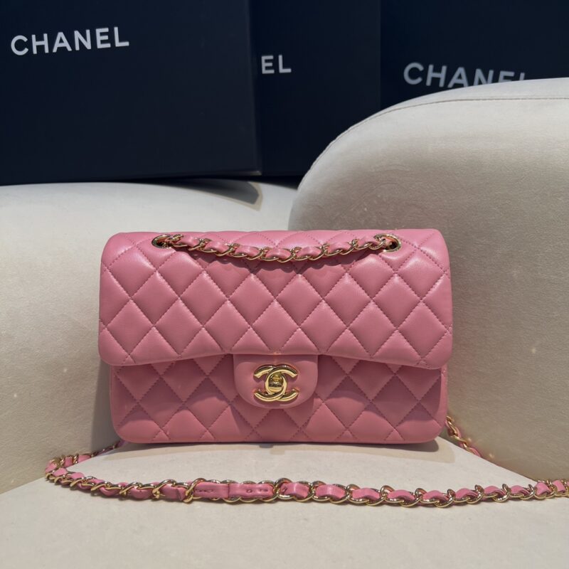 Replica CHANEL Classic Flap 23cm Pink 1 Replica CHANEL Classic Flap 23cm Pink - 1:1 designer replica handbag