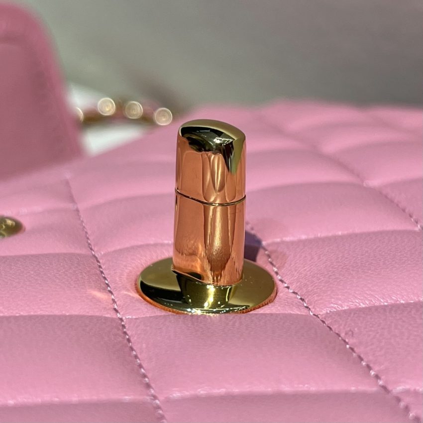 Replica CHANEL Classic Flap 23cm Pink 8 Replica CHANEL Classic Flap 23cm Pink - high-quality designer bag clone
