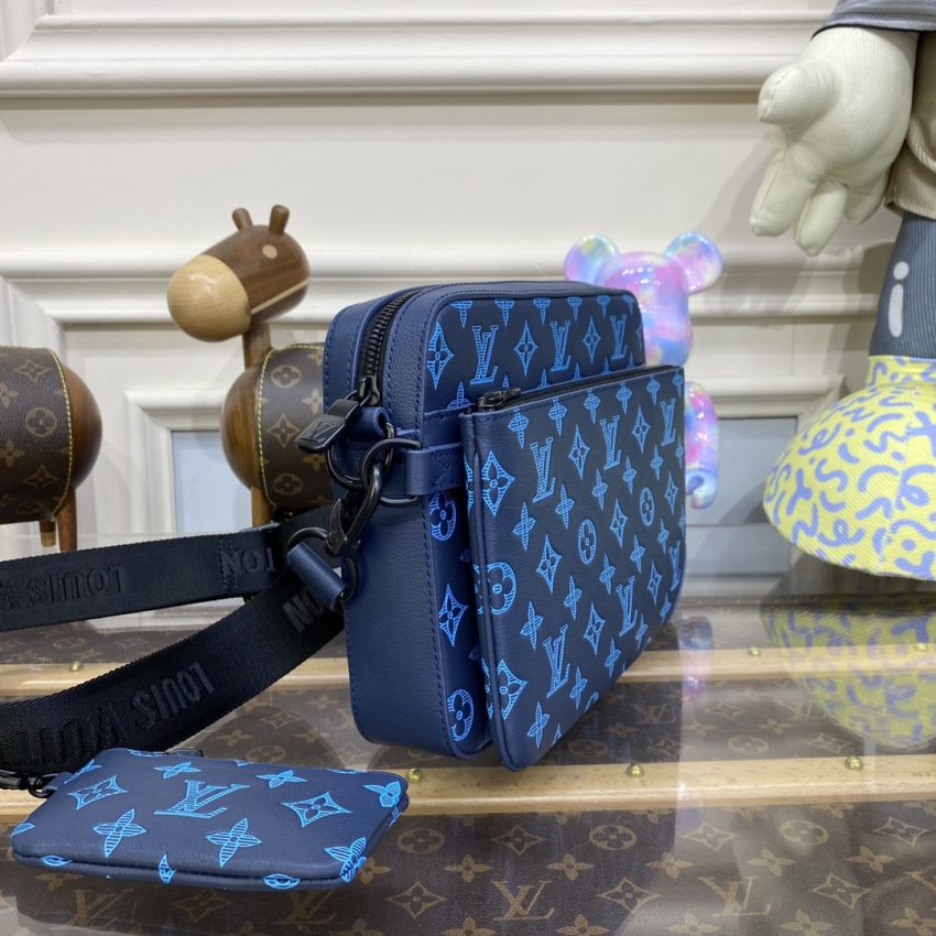 Replica Louis Vuitton Trio Messenger Blue 6 Replica Louis Vuitton Trio Messenger Blue - high-end fake designer purse