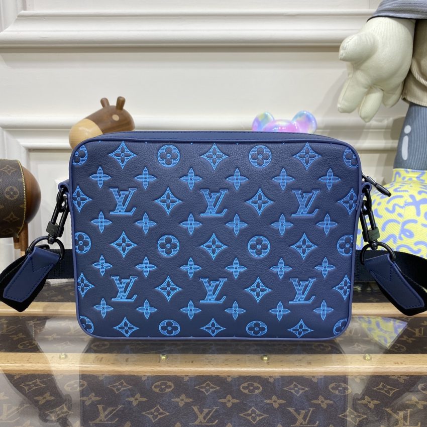 Replica Louis Vuitton Trio Messenger Blue 2 Replica Louis Vuitton Trio Messenger Blue - high-accuracy replica luxury purse