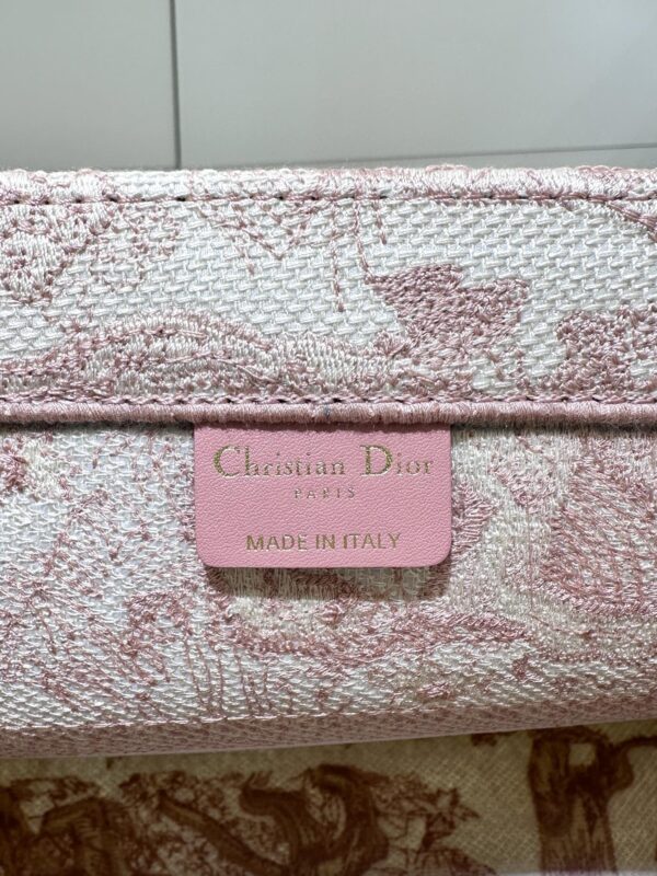 Replica Dior Tote Book Pink Tiger 2 Replica Dior Tote Book Pink Tiger - premium 1:1 fake handbag model