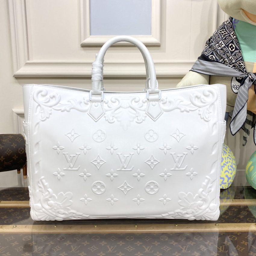 Replica Louis Vuitton Sac Plat 24H White 7 Replica Louis Vuitton Sac Plat 24H White - realistic designer-inspired fake bag
