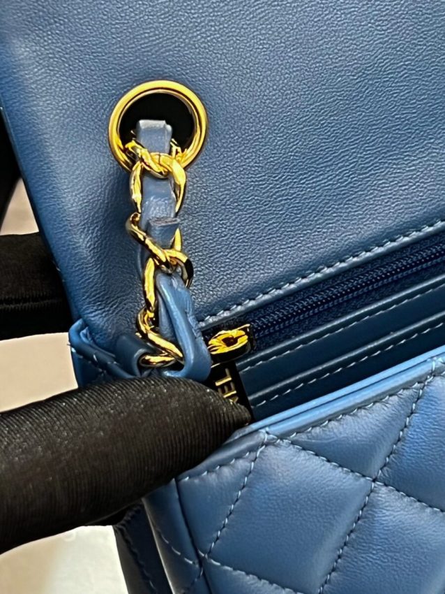 Replica CHANEL Classic Flap 20cm Blue 2 Replica CHANEL Classic Flap 20cm Blue - premium-grade designer purse dupe