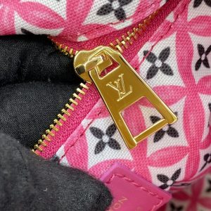 Replica LV OnTheGo PM Pink&White 6 Replica LV OnTheGo PM Pink&White - high-quality designer bag clone