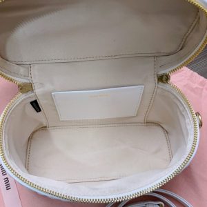 Replica Miu Miu Cosmetic Bag White 3 Replica Miu Miu Cosmetic Bag White - elite superclone designer purse