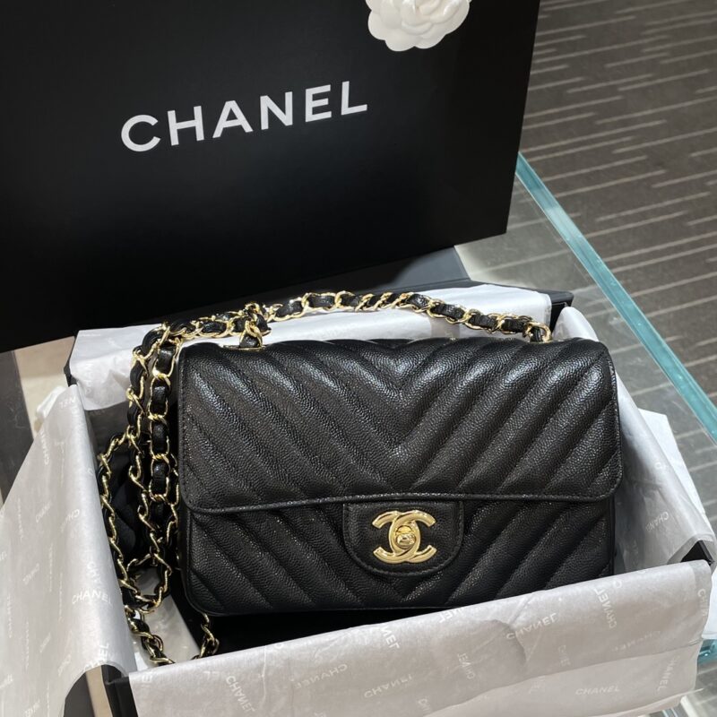 Replica CHANEL Classic Flap V 20cm 1 Replica CHANEL Classic Flap V 20cm - high-quality designer bag clone