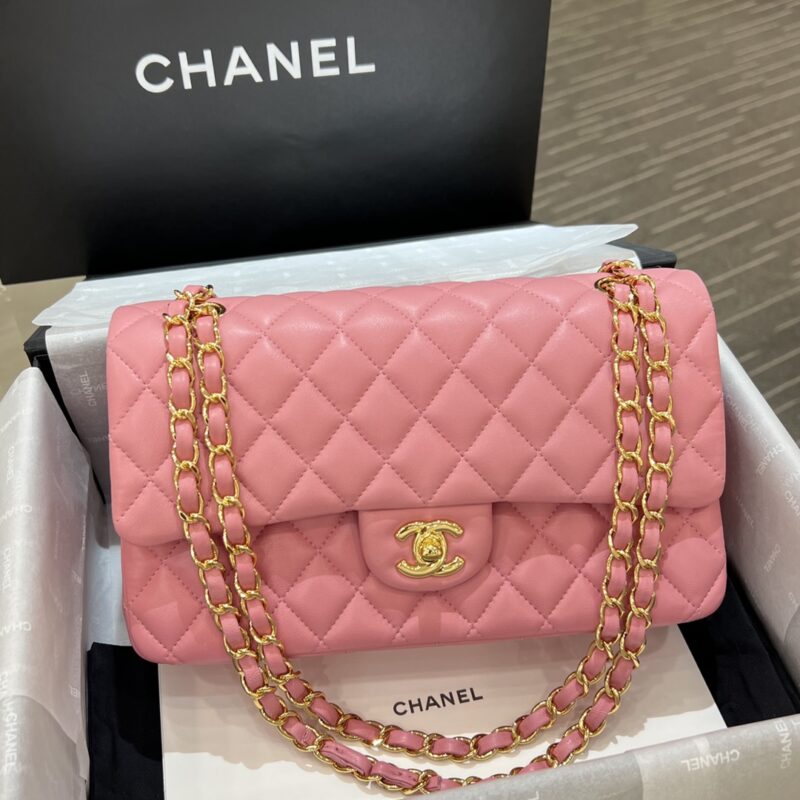 Replica CHANEL Classic Flap 25cm Pink 1 Replica CHANEL Classic Flap 25cm Pink - realistic designer-inspired fake bag