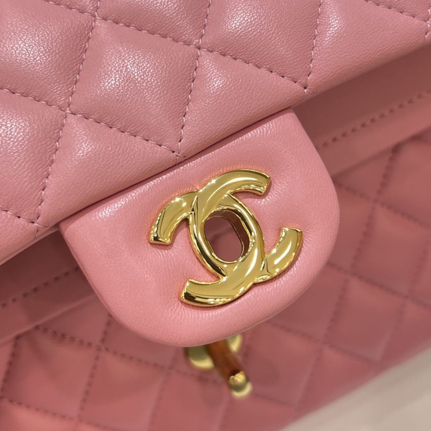 Replica CHANEL Classic Flap 25cm Pink 5 Replica CHANEL Classic Flap 25cm Pink - near-authentic luxury replica handbag
