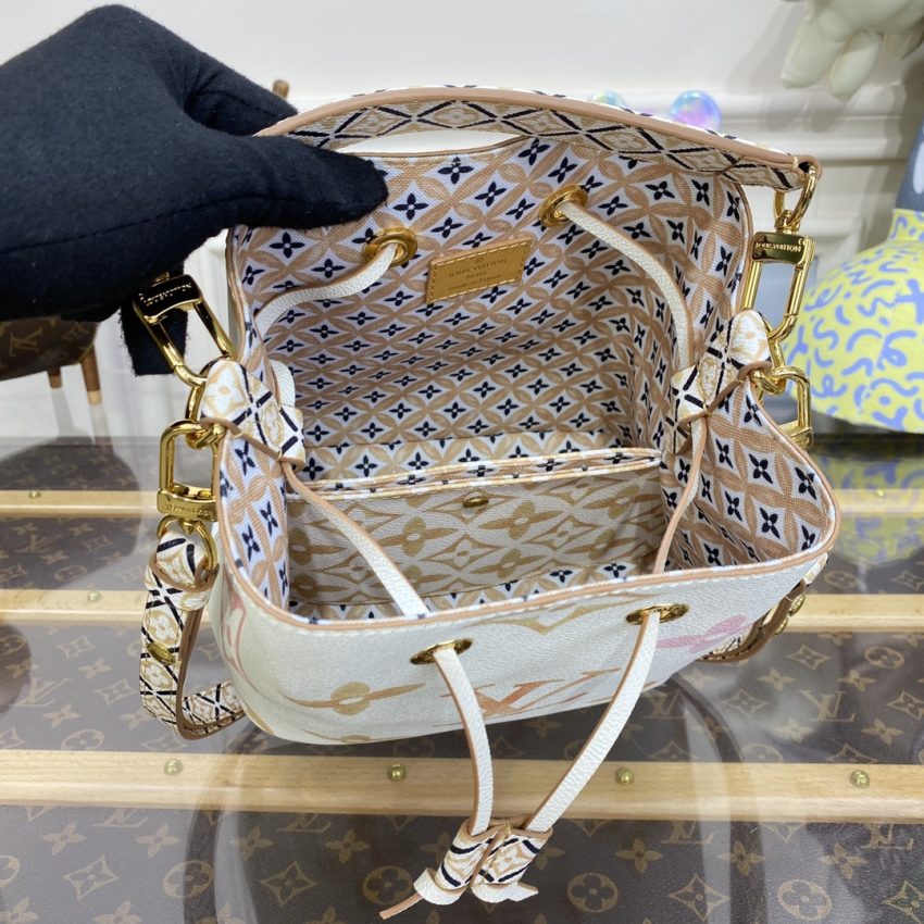 Replica Louis Vuitton NeoNoe BB White Apricot 4 Replica Louis Vuitton NeoNoe BB White Apricot - 1:1 designer replica handbag