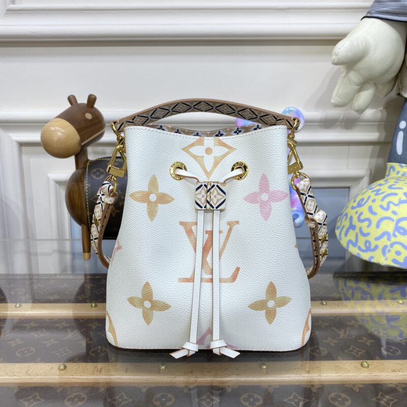 Replica Louis Vuitton NeoNoe BB White Apricot 1 Replica Louis Vuitton NeoNoe BB White Apricot - best quality luxury bag dupe