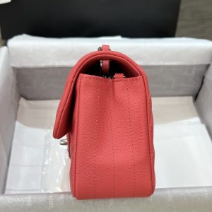 Replica CHANEL Classic Flap V 20cm Red 2 Replica CHANEL Classic Flap V 20cm Red - high-accuracy replica luxury purse