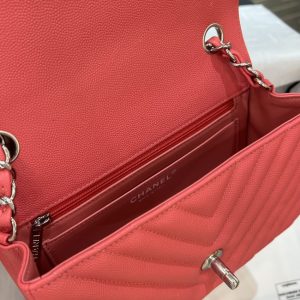 Replica CHANEL Classic Flap V 20cm Red 4 Replica CHANEL Classic Flap V 20cm Red - best-selling designer handbag dupe