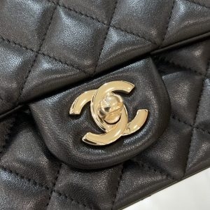 Replica CHANEL Classic Flap 20cm Black 2 Replica CHANEL Classic Flap 20cm Black - premium 1:1 fake handbag model