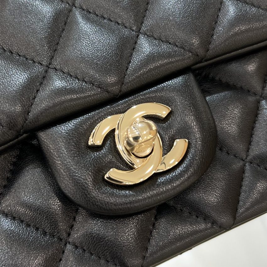 Replica CHANEL Classic Flap 20cm Black 2 Replica CHANEL Classic Flap 20cm Black - premium 1:1 fake handbag model