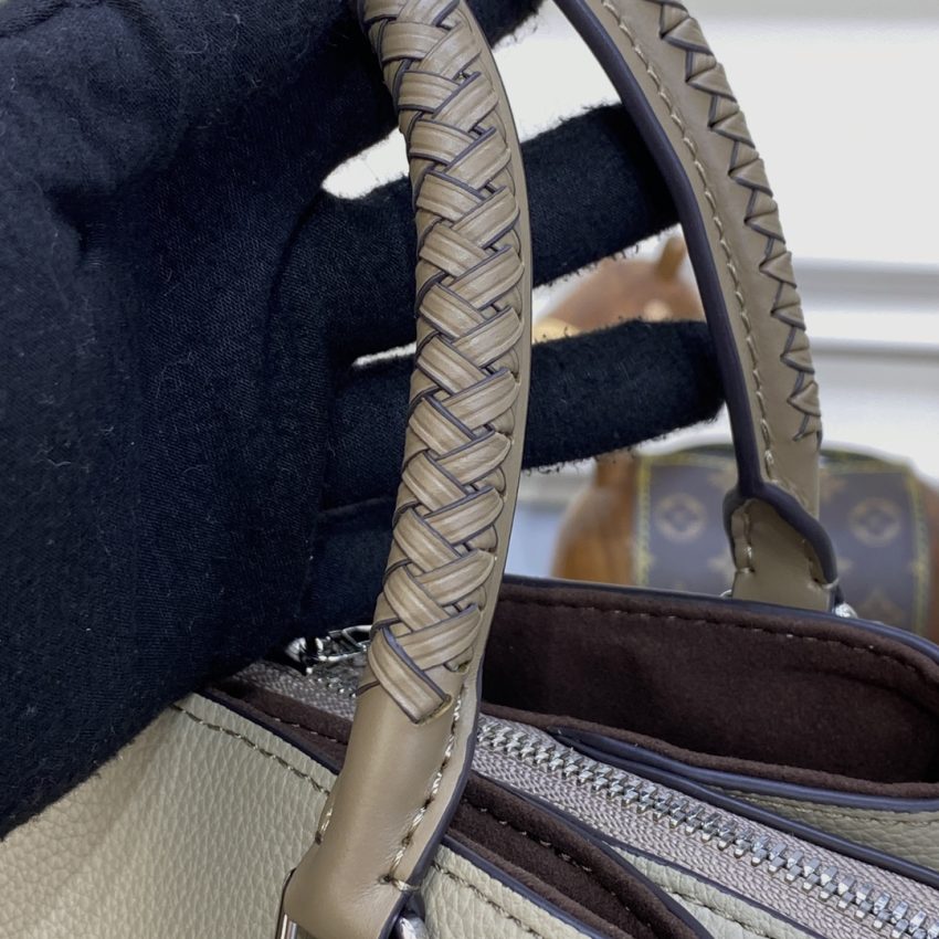 Replica Louis Vuitton Humea Beige 7 Replica Louis Vuitton Humea Beige - ultra-realistic fake designer tote