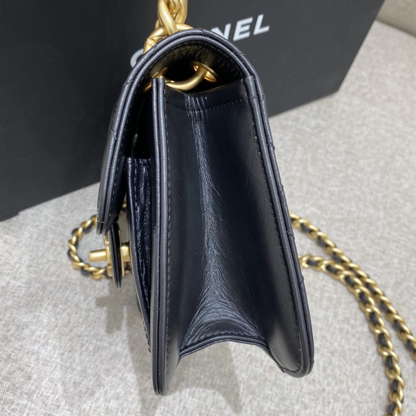 Replica CHANEL 23S Messenger Bag 4 Replica CHANEL 23S Messenger Bag - high-end fake designer purse