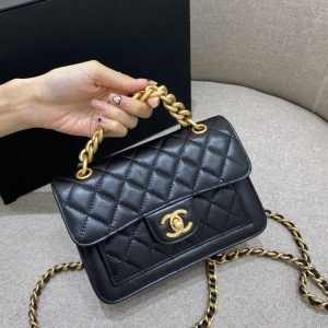 Replica CHANEL 23S Messenger Bag 6 Replica CHANEL 23S Messenger Bag - top-tier luxury replica shoulder bag