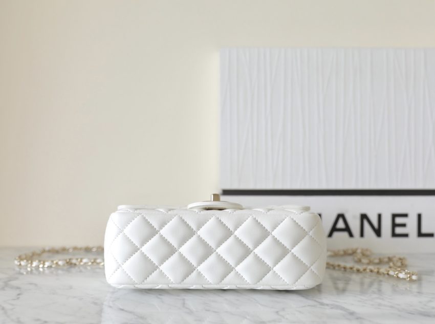 Replica CHANEL CF 20 cm Handle White 6 Replica CHANEL CF 20 cm Handle White - high-quality designer bag clone