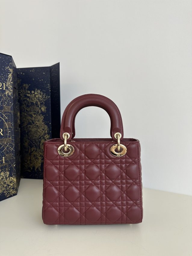 Replica Lady Dior Bordeaux ABC 6 Replica Lady Dior Bordeaux ABC - near-authentic luxury replica handbag