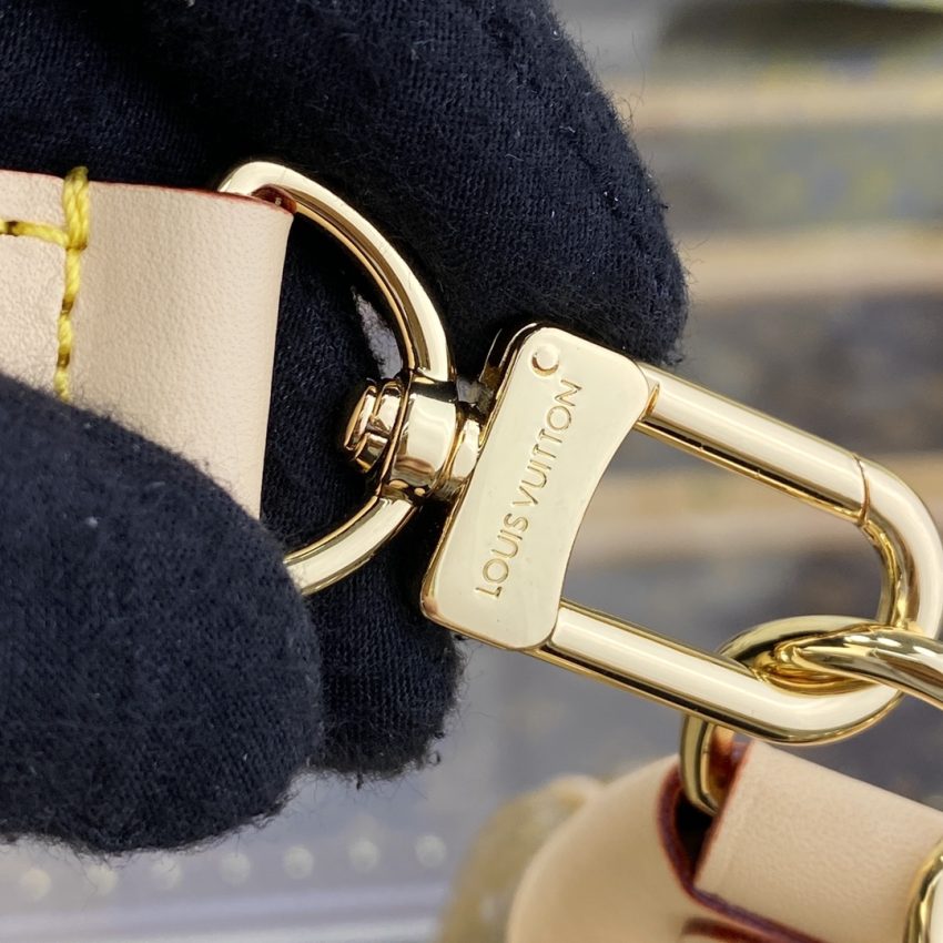 Replica Louis Vuitton Loop Golden Canvas 3 Replica Louis Vuitton Loop Golden Canvas - elite superclone designer purse