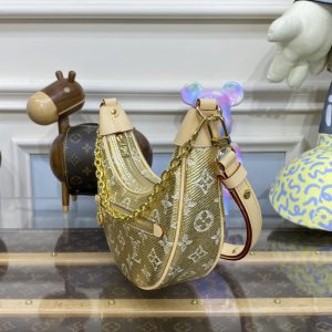 Replica Louis Vuitton Loop Golden Canvas 5 Replica Louis Vuitton Loop Golden Canvas - high-accuracy replica luxury purse