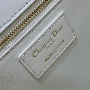 Replica Dior 30 Montaigne White 2 Replica Dior 30 Montaigne White - high-quality designer bag clone