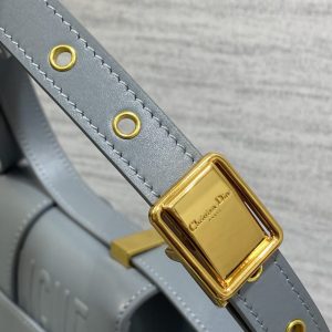 Replica Dior 30 Montaigne Blue 2 Replica Dior 30 Montaigne Blue - ultra-realistic fake designer tote