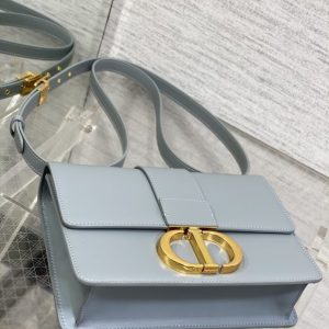 Replica Dior 30 Montaigne Blue 10 Replica Dior 30 Montaigne Blue - high-accuracy replica luxury purse