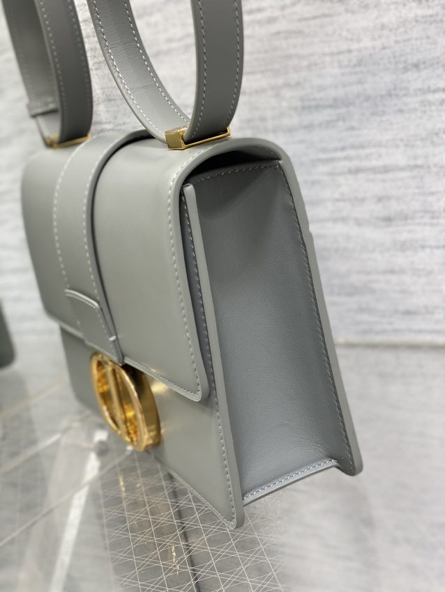 Replica Dior 30 Montaigne Grey 9 Replica Dior 30 Montaigne Grey - elite superclone designer purse