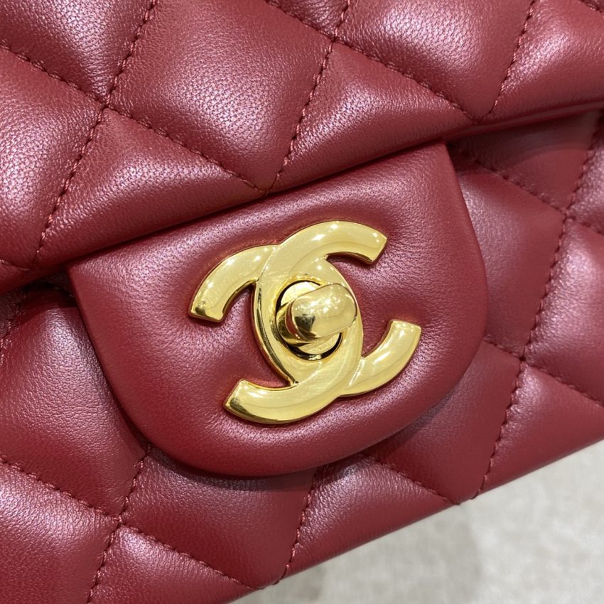 Replica CHANEL Classic Flap 17cm Red 2 Replica CHANEL Classic Flap 17cm Red - best quality luxury bag dupe