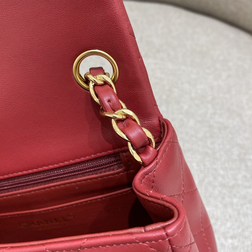 Replica CHANEL Classic Flap 17cm Red 4 Replica CHANEL Classic Flap 17cm Red - ultra-realistic fake designer tote