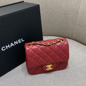 Replica CHANEL Classic Flap 17cm Red 5 Replica CHANEL Classic Flap 17cm Red - top-rated replica designer bag