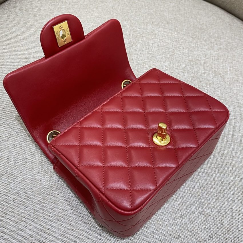 Replica CHANEL Classic Flap 17cm Red 8 Replica CHANEL Classic Flap 17cm Red - high-accuracy replica luxury purse