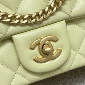 Replica CHANEL Camellia Flap Yellow 7 Replica CHANEL Camellia Flap Yellow - near-authentic luxury replica handbag