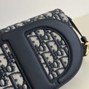 Replica Dior Signature CD 2 Replica Dior Signature CD - high-quality designer bag clone